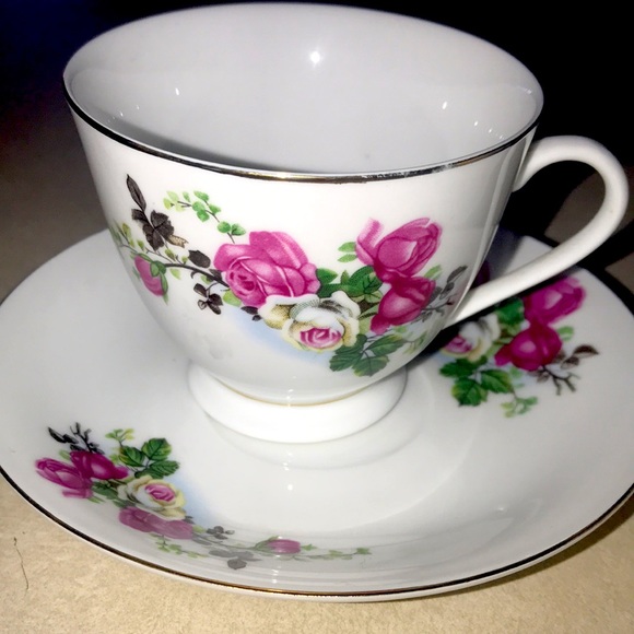 Fine Bone China Tea Set โ England โ 1875 - 4 PCs๐๐ - Picture 2 of 4